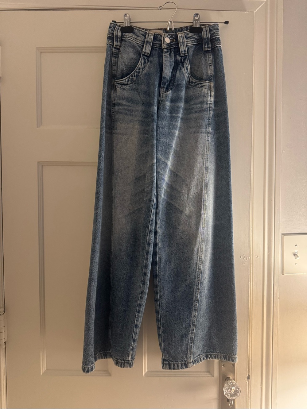 Pilcro Kenny High Rise Tapered Barrel Leg Jeans - Picture 3 of 6